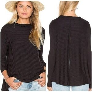 Free People lover rib split back pullover SIZE XS